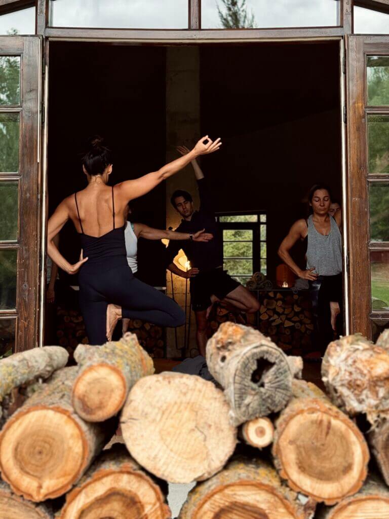 Full Moon Yoga – Candlelight & Live Music