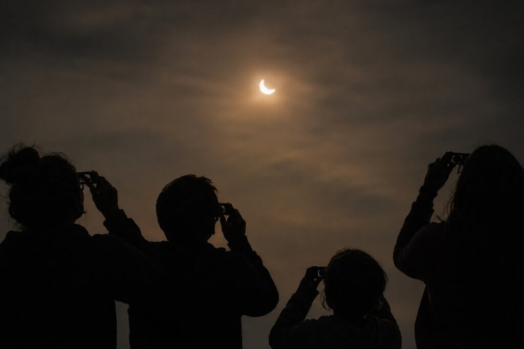 Let’s see the solar eclipse!